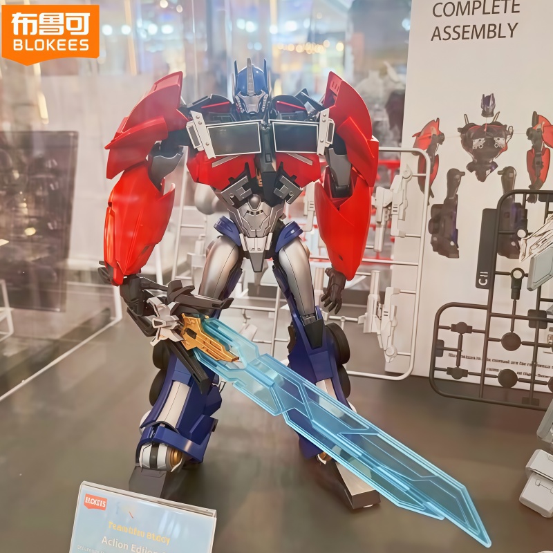 Model Kit Optimus - Blokees Transformers Optimus Prime Transformers: Prime