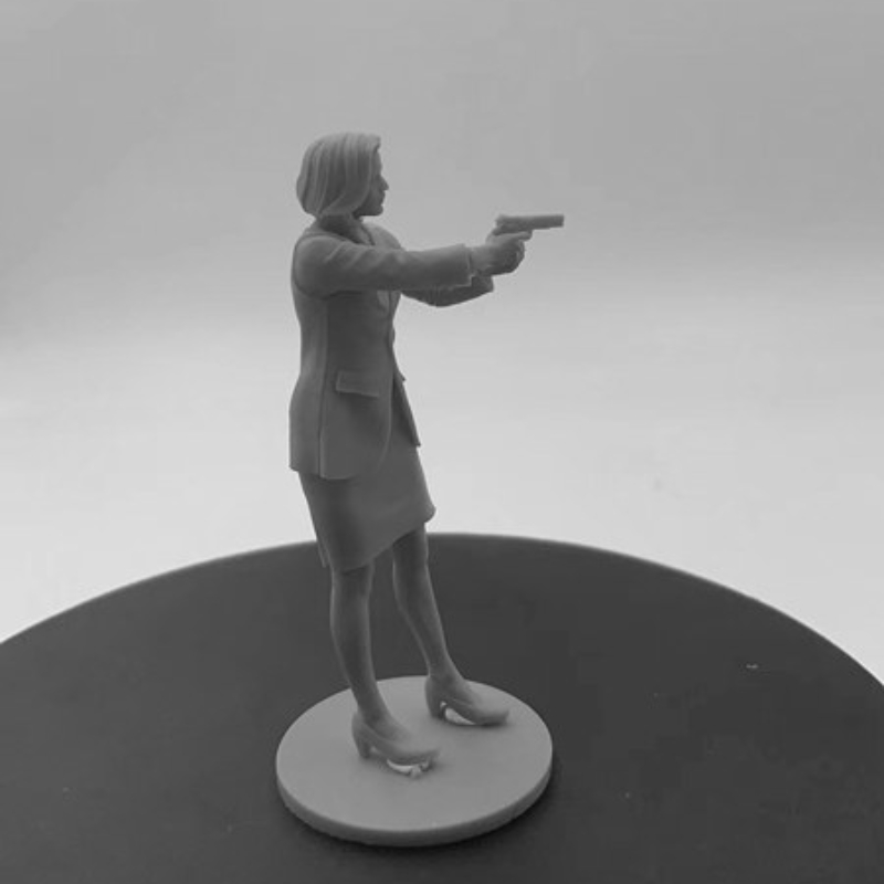 Gillian Anderson Cully 75mm Re - Model Kit Warhammer 评论和价格