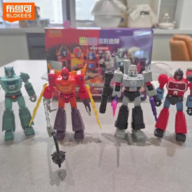 In Stock New Blokees Transform - Model Kit Optimus 评论和价格